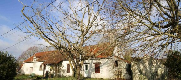 2 bedrooms House in Dammarie-sur-Loing, France No. 61659 2