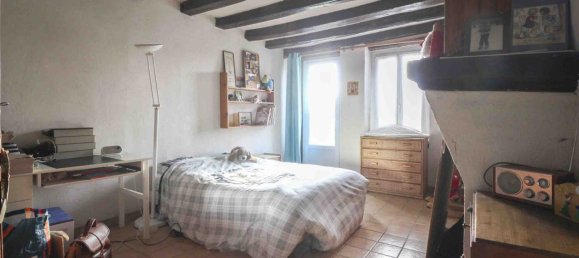 2 bedrooms House in Dammarie-sur-Loing, France No. 61659 7