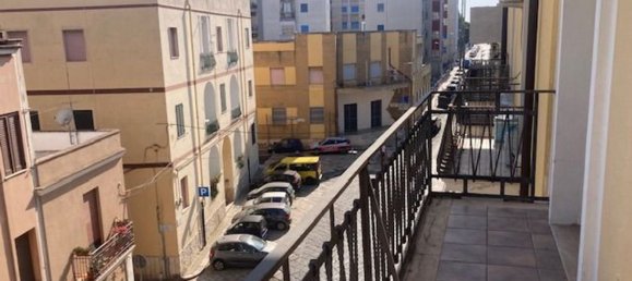 Apartamento de 4 habitaciónes en Brindisi, Italy No. 306482 16