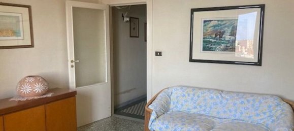 Apartamento de 4 habitaciónes en Brindisi, Italy No. 306482 10