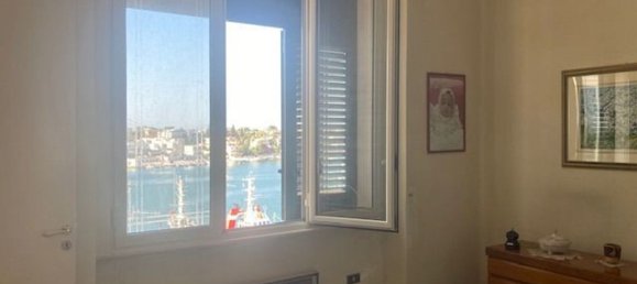 Apartamento de 4 habitaciónes en Brindisi, Italy No. 306482 37