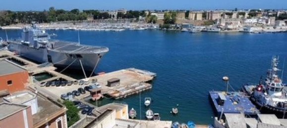 Apartamento de 4 habitaciónes en Brindisi, Italy No. 306482 47