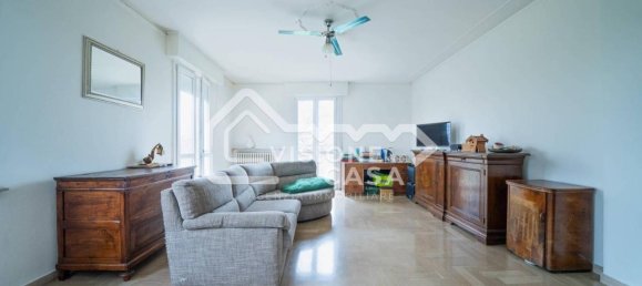 Вилла с 5 комнатами в Биббьяно, Италия № 171534 10