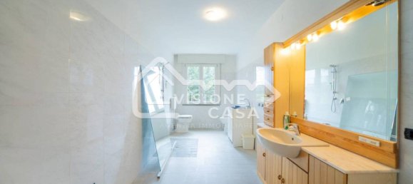 Вилла с 5 комнатами в Биббьяно, Италия № 171534 5