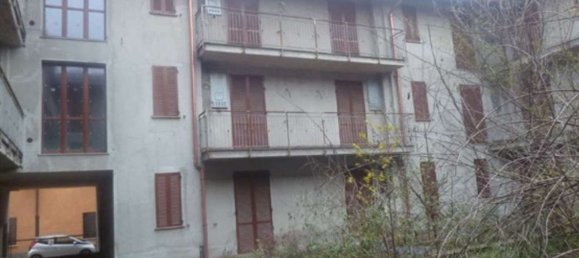 926m² Building in Brignano Gera d'Adda, Italy No. 284244 2