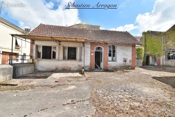  عقار تجاري في Villeneuve-sur-Lot, France 496متر مربع رقم 306699