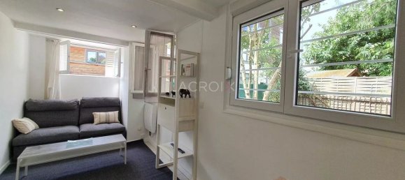 Studio in Arcueil, France No. 174943 3