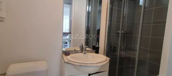 Studio in Arcueil, France No. 174943 7