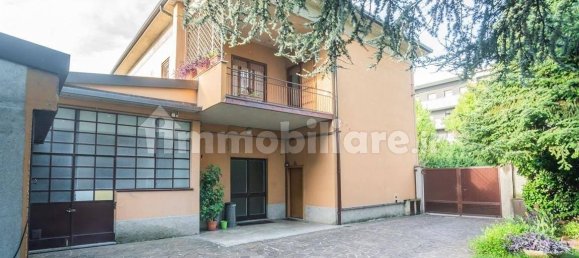 220m² Office in Lissone, Italy No. 323278 12