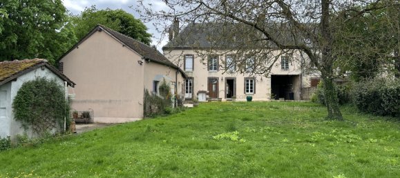 Adosado de 6 dormitorios en Courtenay, France No. 73557 2