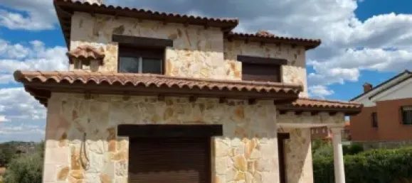 Casa de 3 dormitorios en Guadalajara, Spain No. 143063 2