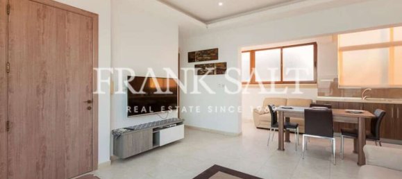 1 bedroom Penthouse in Saint Paul's Bay, Malta No. 2373 2