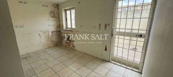 Warehouse in Qormi, Malta No. 13207 5