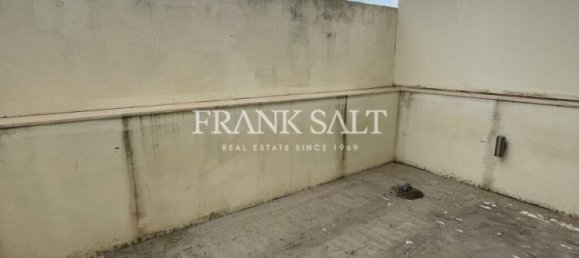 Warehouse in Qormi, Malta No. 13207 2