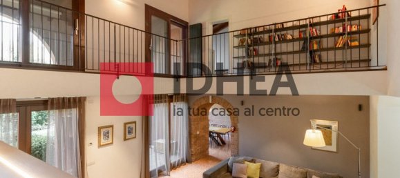 5 bedrooms Villa in Paese, Italy No. 315323 9