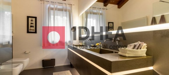 5 bedrooms Villa in Paese, Italy No. 315323 16