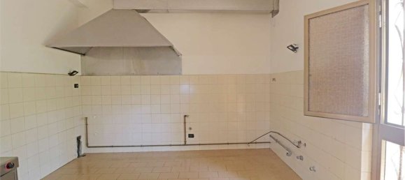 Дом с 13 комнатами в Мулаццо, Италия № 174424 15