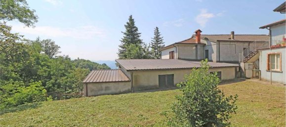 Дом с 13 комнатами в Мулаццо, Италия № 174424 32