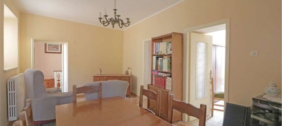 Дом с 13 комнатами в Мулаццо, Италия № 174424 13