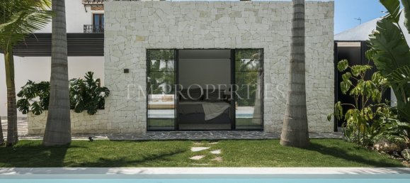 Villa de 4 dormitorios en Marbella, Spain No. 75105 26