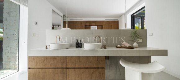 Villa de 4 dormitorios en Marbella, Spain No. 75105 6