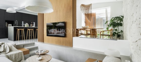 Villa de 4 dormitorios en Marbella, Spain No. 75105 33