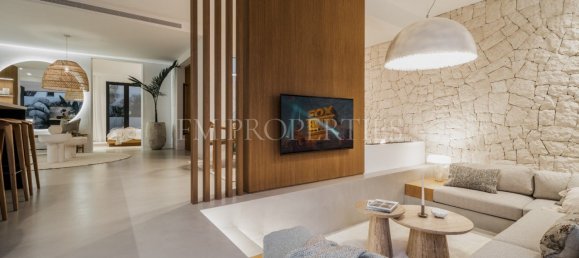 Villa de 4 dormitorios en Marbella, Spain No. 75105 34