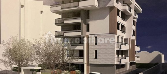 Квартира с 3 спальнями в Галларате, Италия № 146774 2