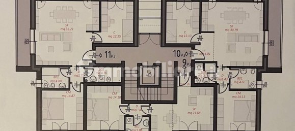 Квартира с 3 спальнями в Галларате, Италия № 146774 13