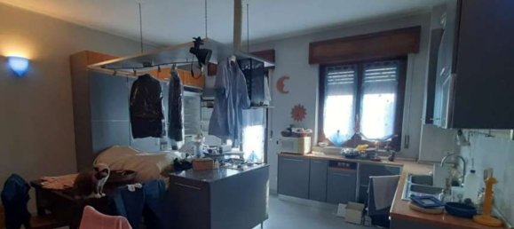 5 غرف نوم شقة في Palestro, Italy رقم 361380 6