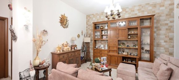 Вилла с 6 комнатами в Виджевано, Италия № 153604 18