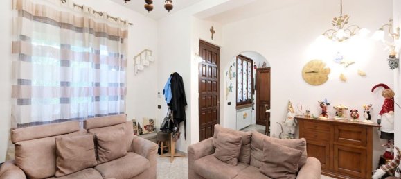 Вилла с 6 комнатами в Виджевано, Италия № 153604 19