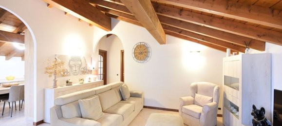 Вилла с 6 комнатами в Виджевано, Италия № 153604 4