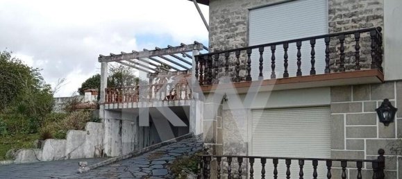 6 bedrooms House in Oliveira de Azemeis, Portugal No. 91898 3