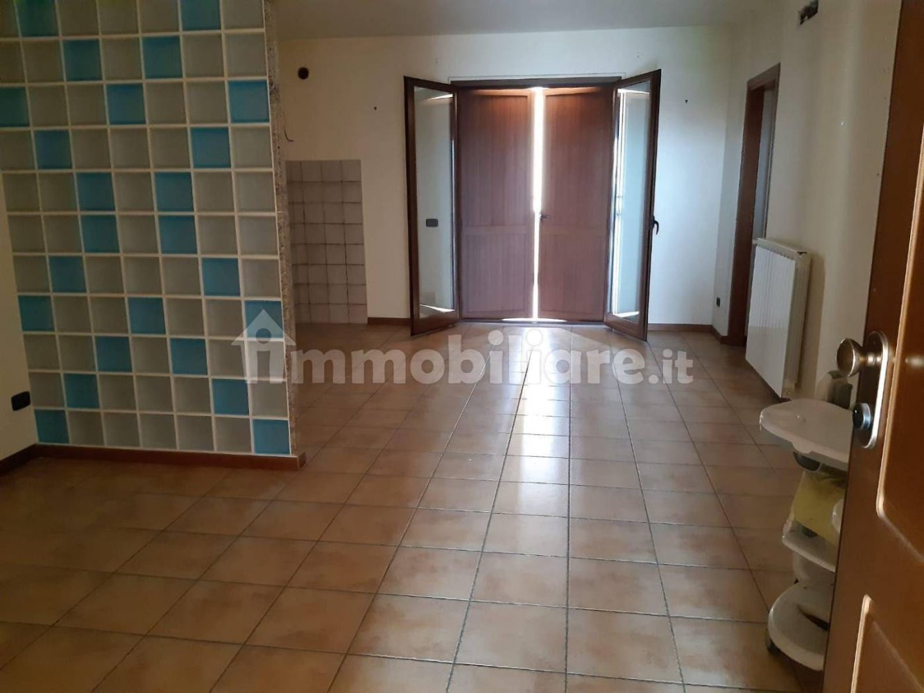 Квартира с 2 спальнями в Априлия, Италия № 255548