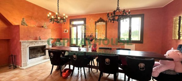 6 غرف نوم فيلا في Castel San Pietro Terme, Italy رقم 217491 18