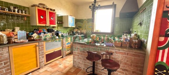 6 غرف نوم فيلا في Castel San Pietro Terme, Italy رقم 217491 22