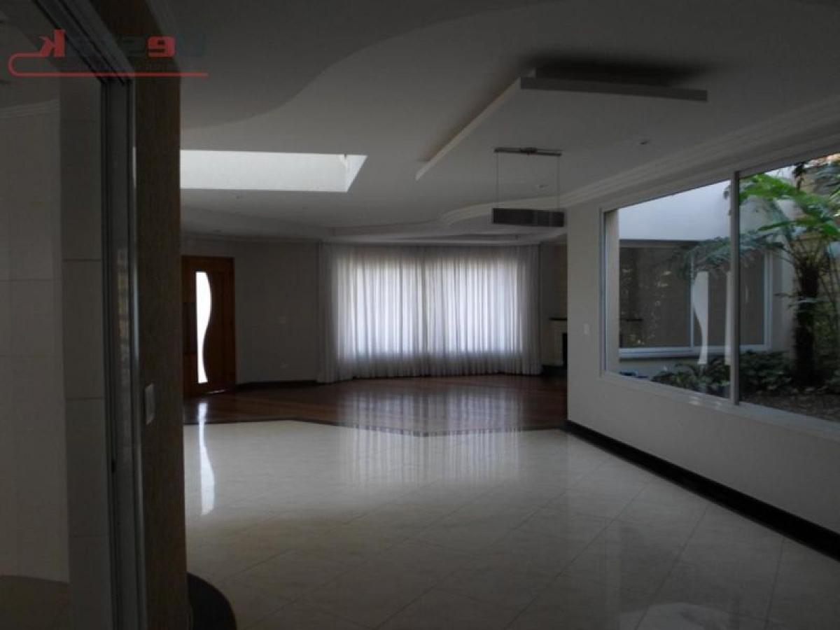 4 bedrooms House in Sao Paulo, Brazil No. 516955