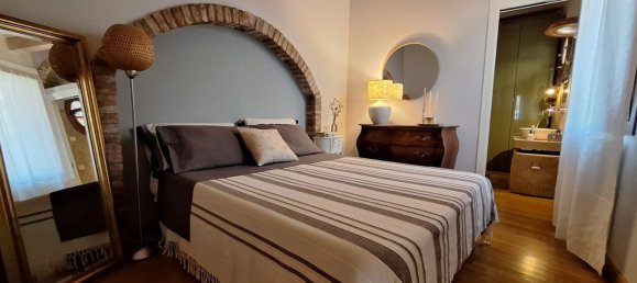 5 rooms Apartment in Rovigo, Italy No. 268956 11