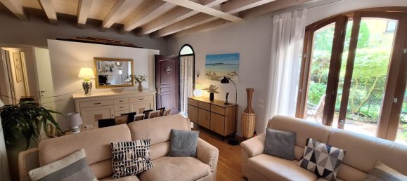 5 rooms Apartment in Rovigo, Italy No. 268956 3