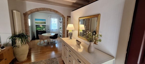 5 rooms Apartment in Rovigo, Italy No. 268956 4