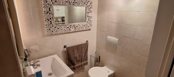 5 rooms Apartment in Rovigo, Italy No. 268956 8