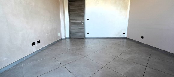 3 rooms Apartment in Orbassano, Italy No. 289960 15