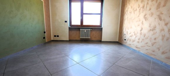 3 rooms Apartment in Orbassano, Italy No. 289960 18