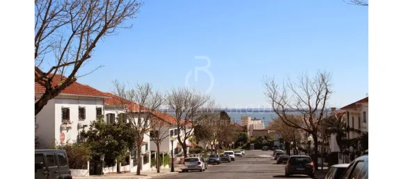 2 bedrooms House in Lisbon, Portugal No. 118209 3