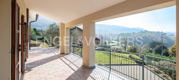 3 bedrooms Villa in Ello, Italy No. 64931 9