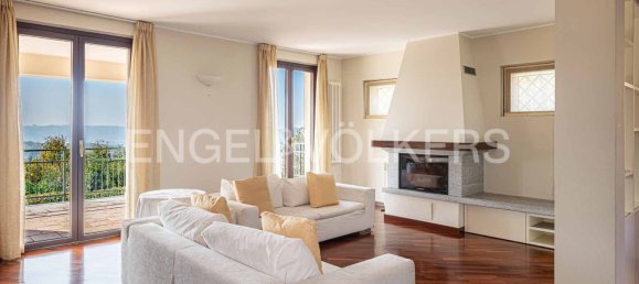 3 bedrooms Villa in Ello, Italy No. 64931 5
