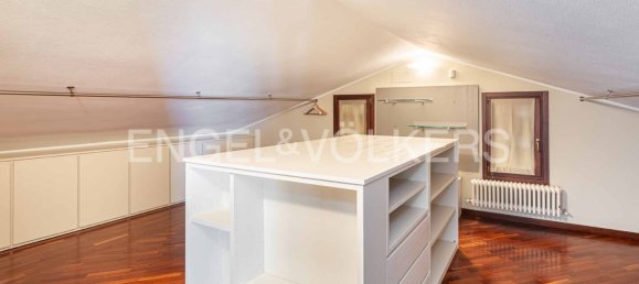 3 bedrooms Villa in Ello, Italy No. 64931 20