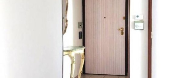 3-salle Appartement à Valenza, Italy No. 40176 43