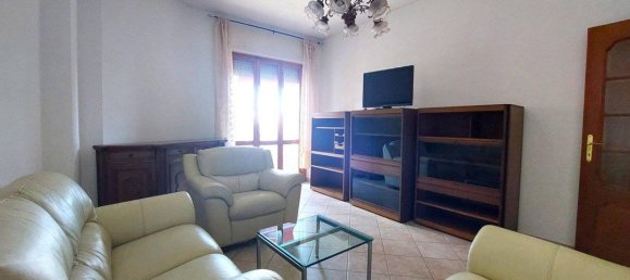 3-salle Appartement à Valenza, Italy No. 40176 15